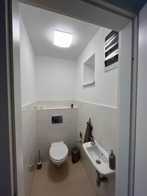 Swan Apartman - Keszthely Exterior foto
